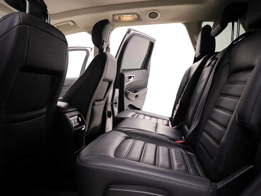 Ford Edge 2020 car image #25