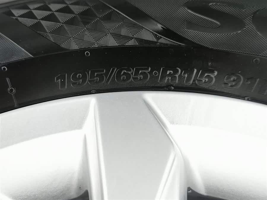 Volkswagen Bora 2024 car image #25