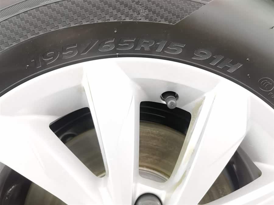 Volkswagen Bora 2024 car image #25