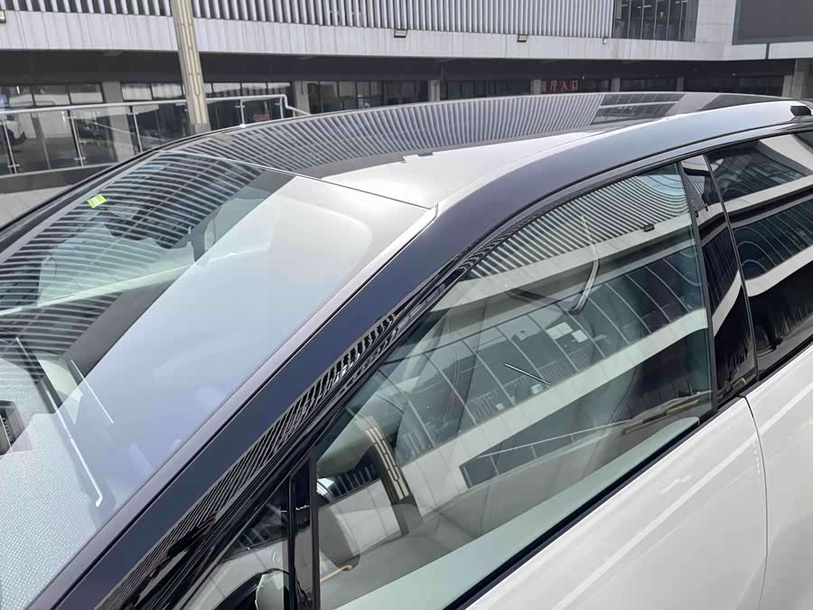 极氪 极氪X 2024 汽车图片 #25