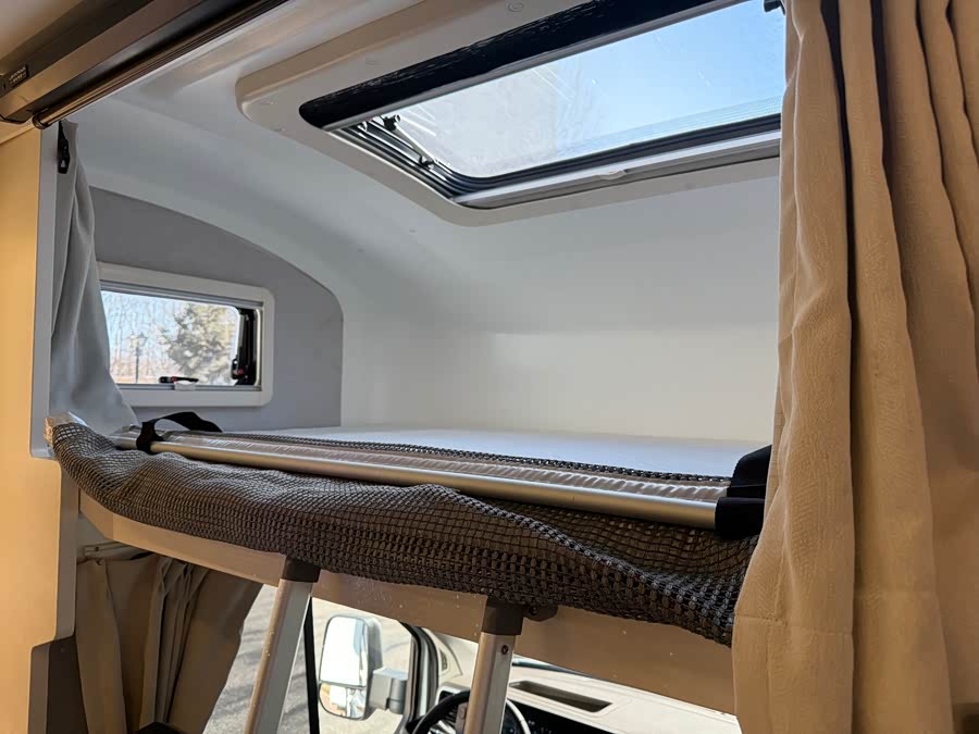 Ford Transit T8 2025 #25 Ford Transit T8 2025 car image #25