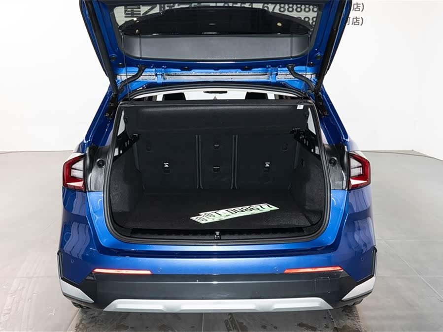 BMW iX1 2024 صورة سيارة #25