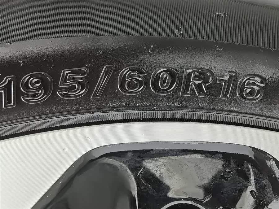 BYD Dolphin 2022 #25 BYD Dolphin 2022 immagine di auto #25