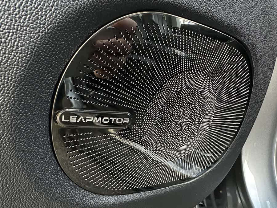 零跑汽车 零跑C11 2022 汽车图片 #25