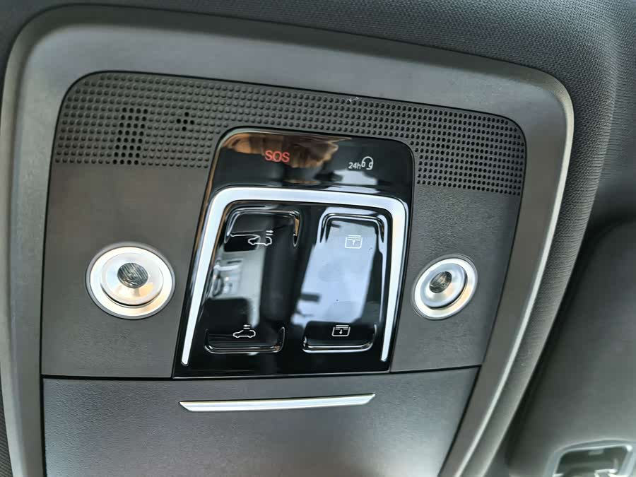 BYD SongL DM-i 2025 #25 BYD SongL DM-i 2025 car image #25