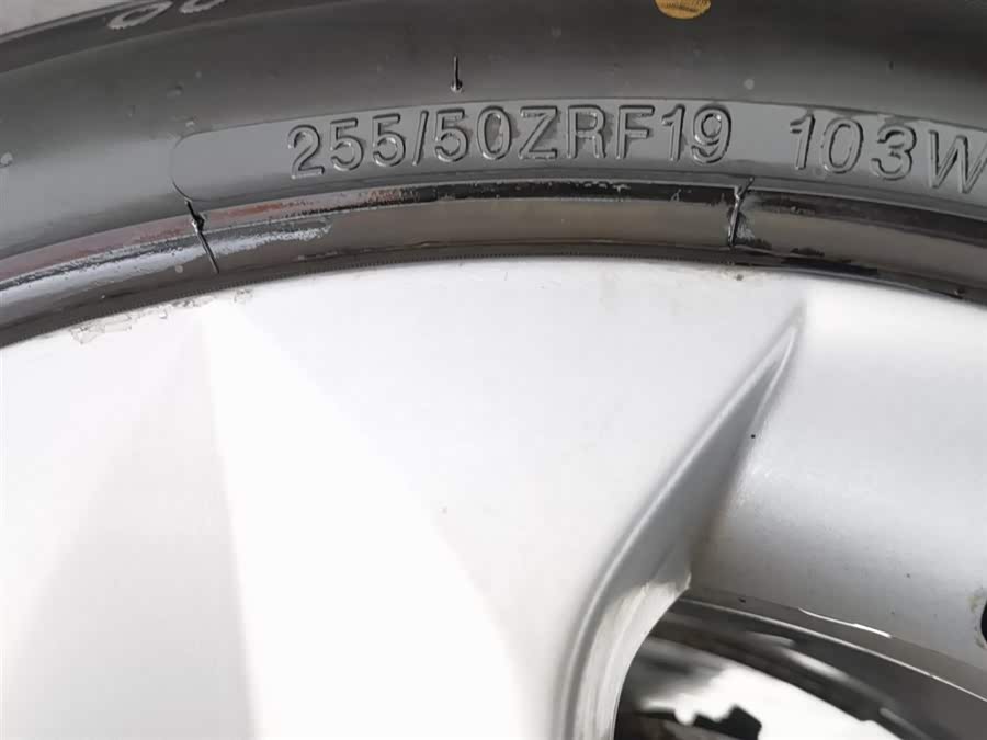 BMW 2012 car image #25