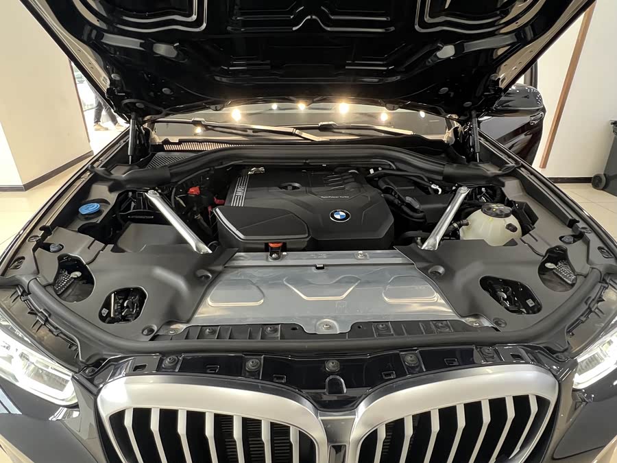 BMW X3 2024 immagine di auto #25