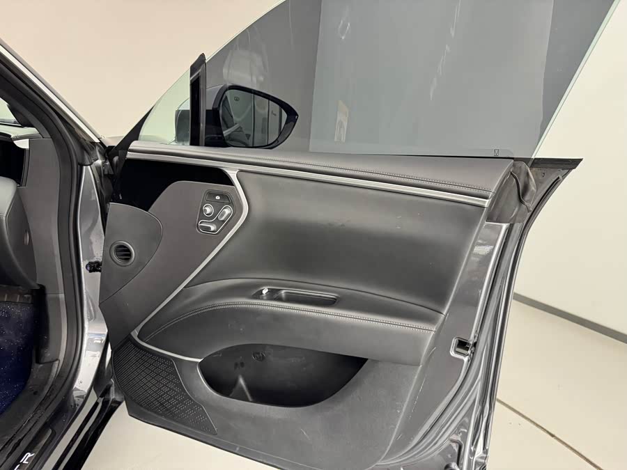 Avatr 11 2023 #25 Avatr 11 2023 car image #25