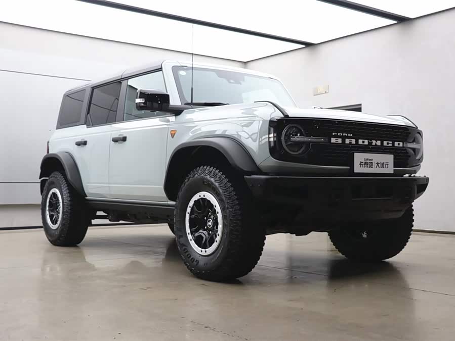 Ford Bronco 2025 car image #25