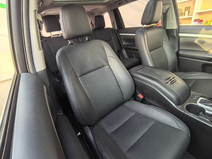 Toyota Highlander 2018 #25 Toyota Highlander 2018 car image #25