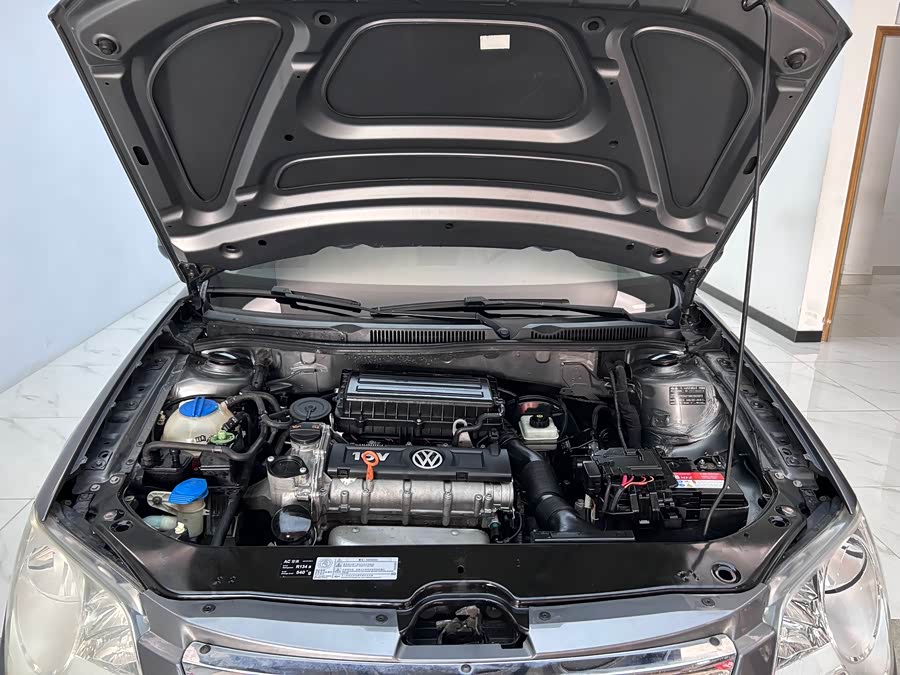 Volkswagen Bora 2012 immagine di auto #25