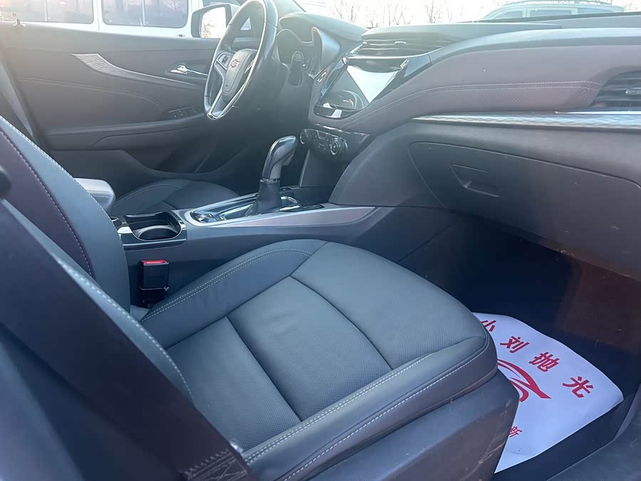 Chevrolet Malibu 2018 immagine di auto #25