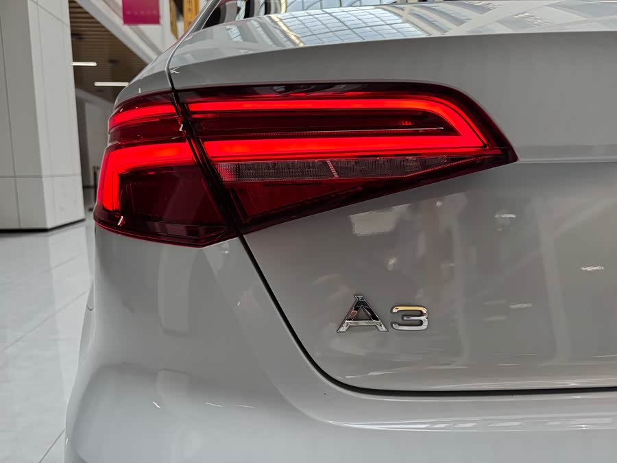 Audi A3 2020 car image #25