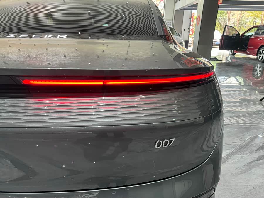 极氪 极氪007 2024 汽车图片 #25