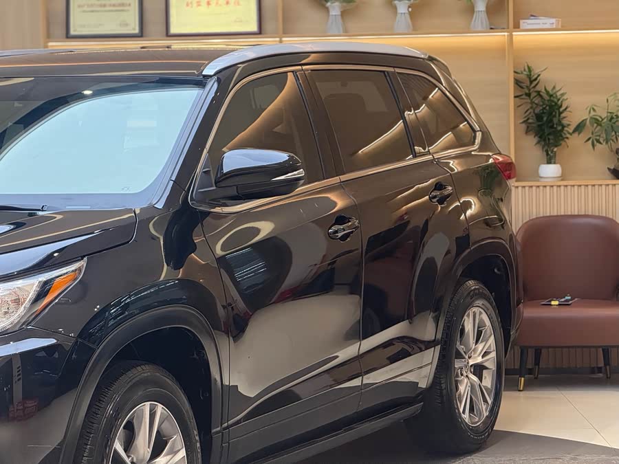 Toyota Highlander 2021 #25 Toyota Highlander 2021 car image #25