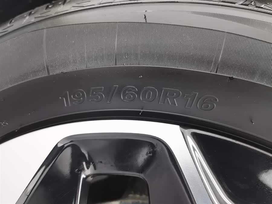 BYD Dolphin 2024 #25 BYD Dolphin 2024 car image #25