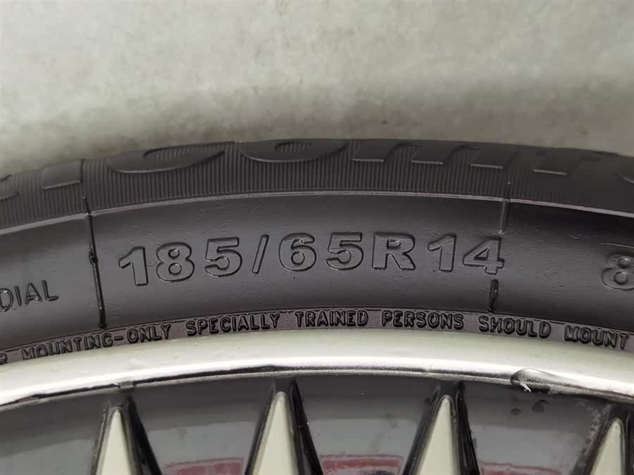 Volkswagen Polo 2018 immagine di auto #25