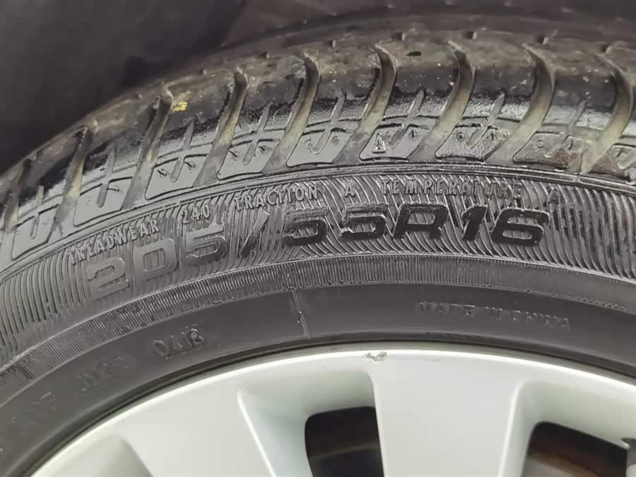 Volkswagen Bora 2012 immagine di auto #25