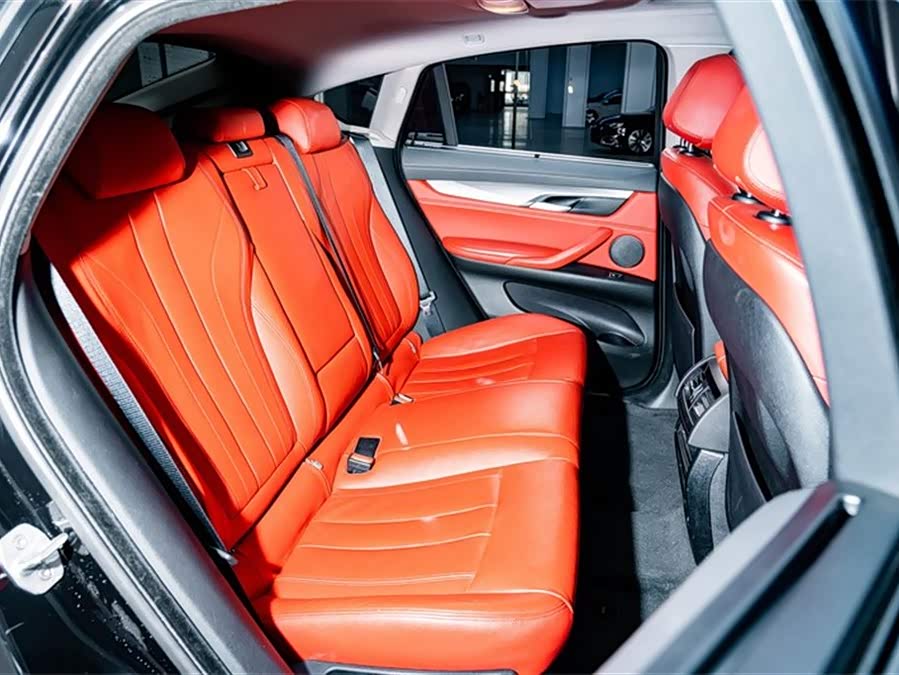 BMW X6 2019 immagine di auto #25