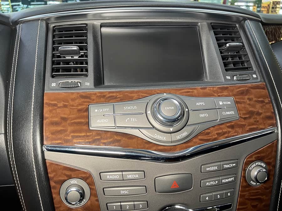 日产 途乐 2017 汽车图片 #25