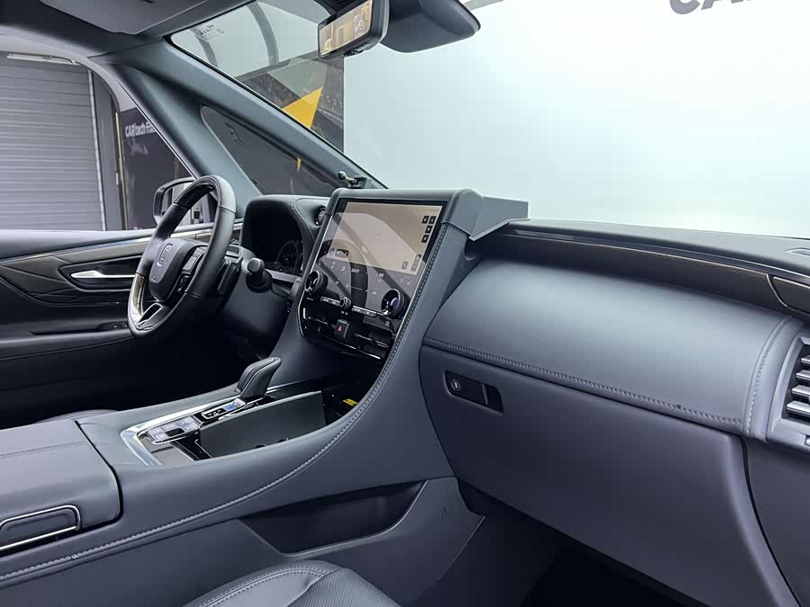 Toyota Vellfire 2025 #25 Toyota Vellfire 2025 immagine di auto #25