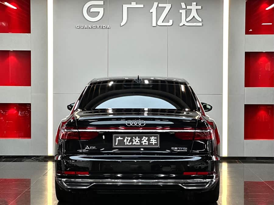 Audi A8 2019 imagem de carro #25