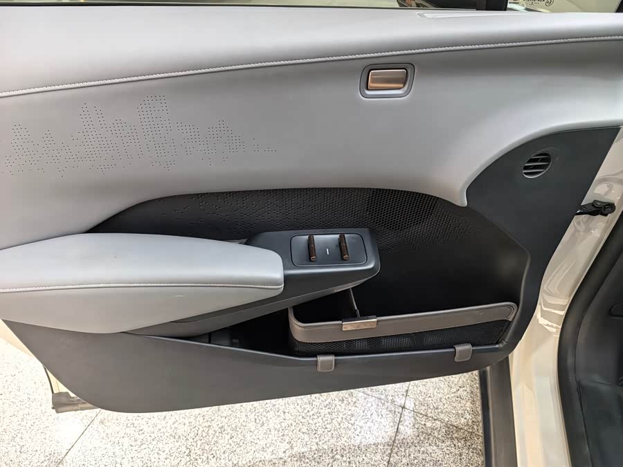 Zeekr X 2023 car image #25