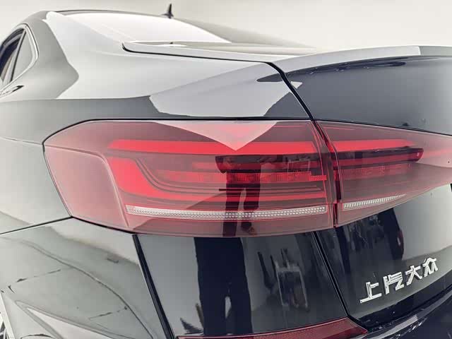 Volkswagen Passat 2023 imagen de coche #25