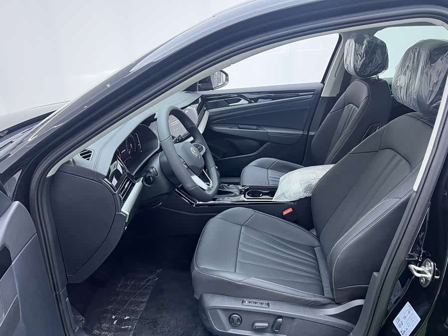 Volkswagen Passat car image #25