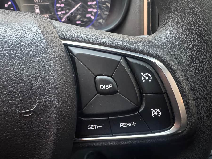 GAC Trumpchi GS3 2018 #25 GAC Trumpchi GS3 2018 car image #25