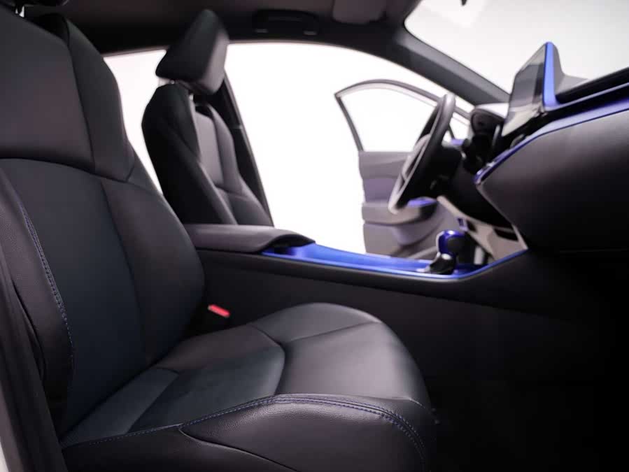 Toyota C-HR 2021 immagine di auto #25