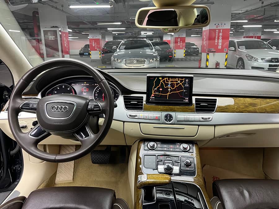 Audi A8 2013 imagen de coche #25