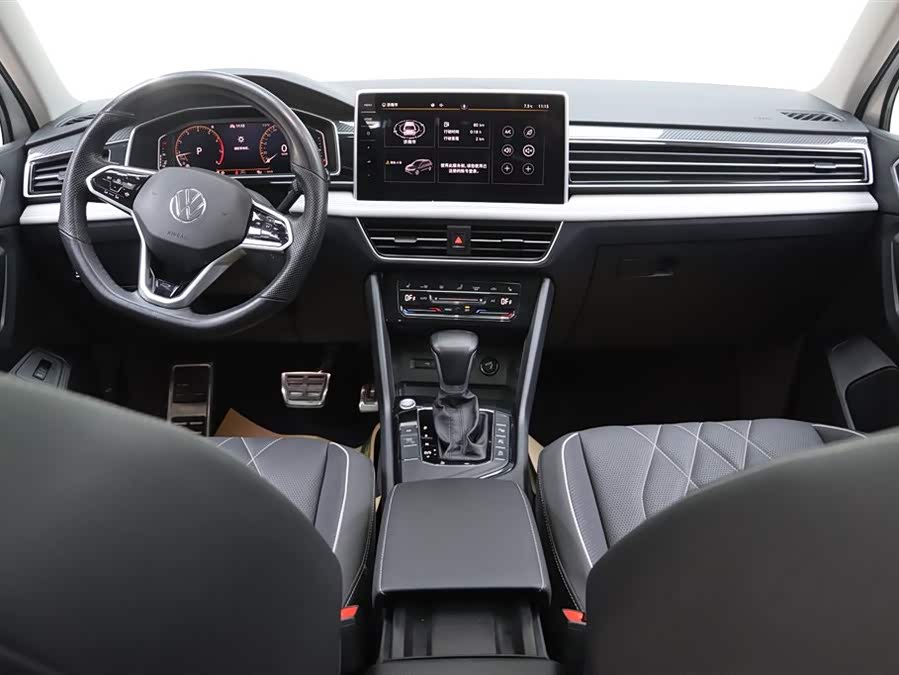 Volkswagen Tiguan L 2021 car image #25