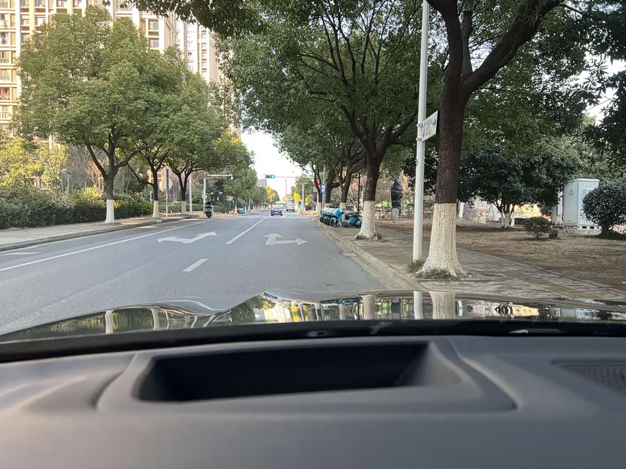 BMW X6 2023 #25 BMW X6 2023 immagine di auto #25