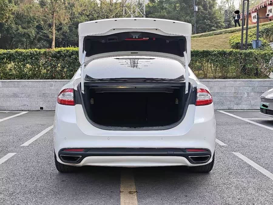 Ford Mondeo 2016 صورة سيارة #25