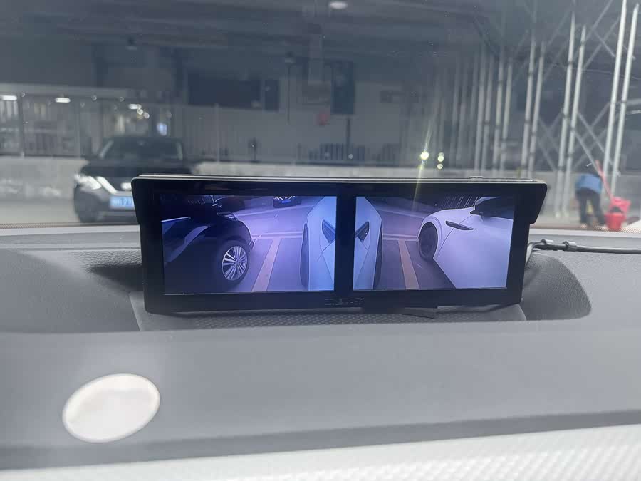 Volkswagen Tacqua 2022 car image #25