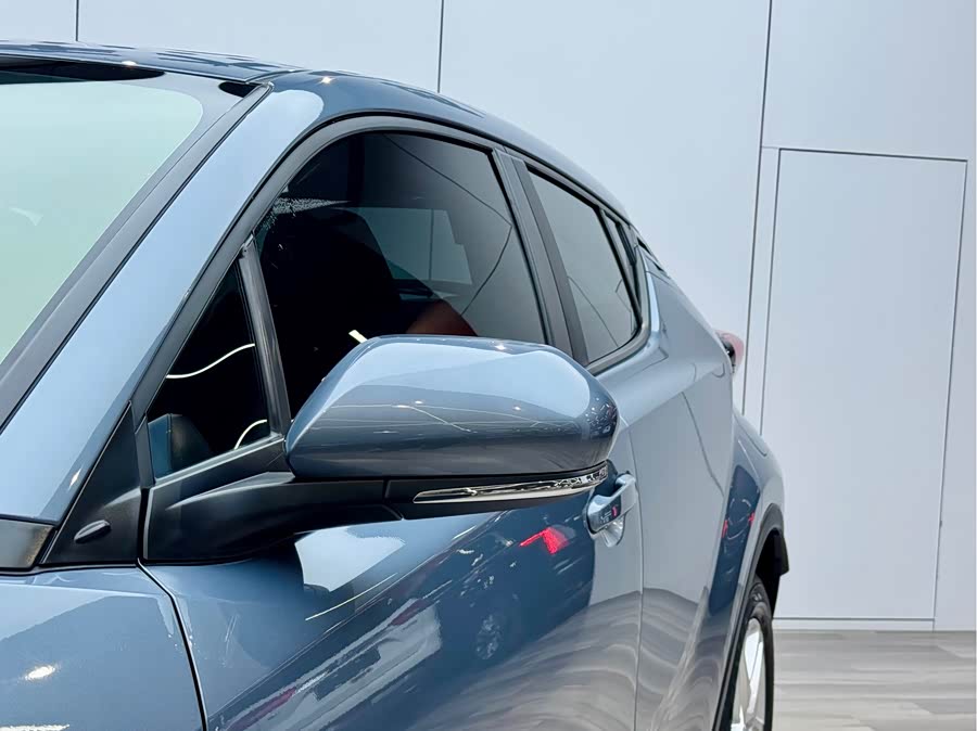Toyota C-HR 2021 car image #25