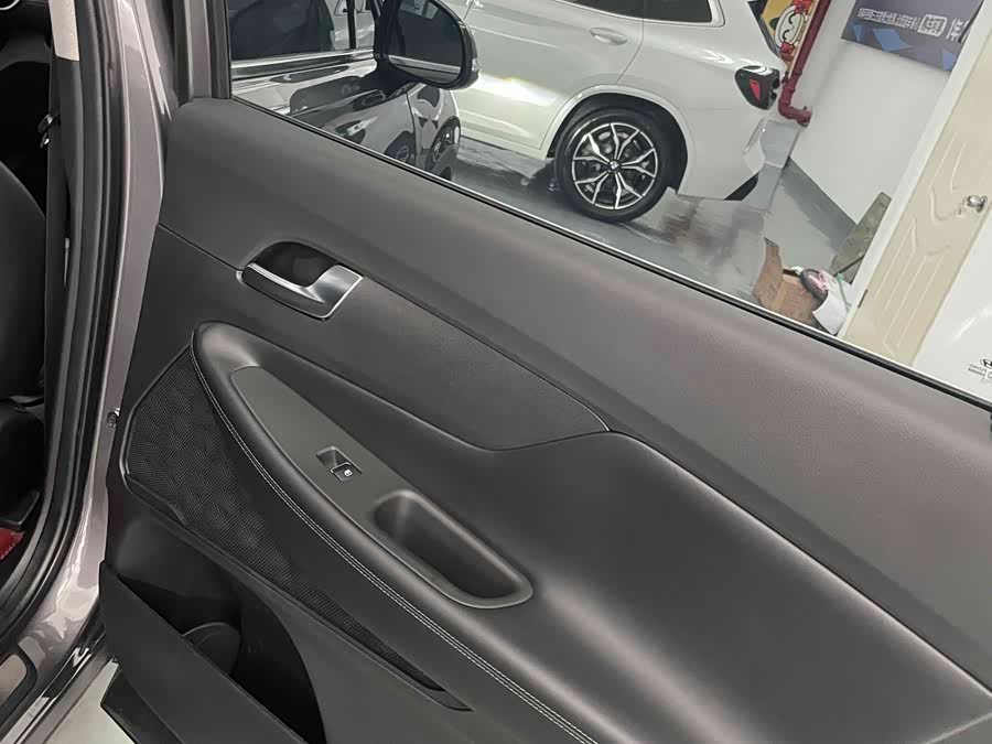 Hyundai Santa Fe 2021 car image #25