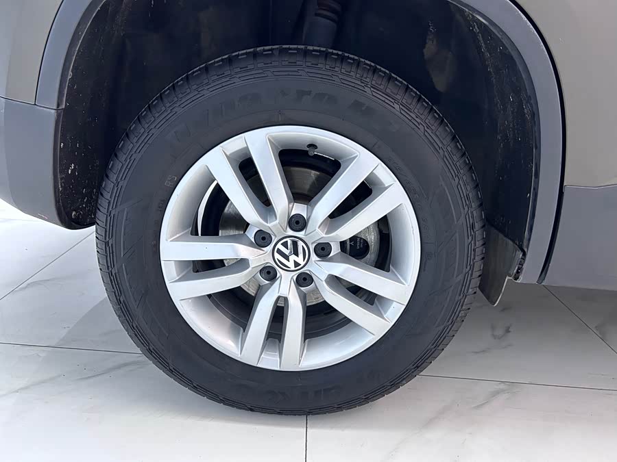 Volkswagen Tiguan 2016 #25 Volkswagen Tiguan 2016 car image #25