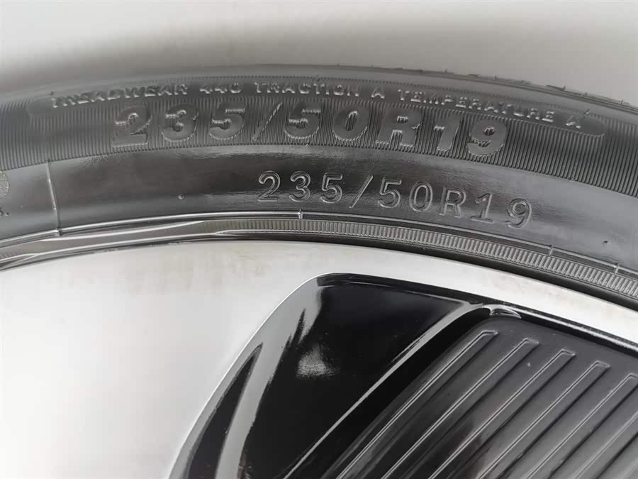 BYD Song Plus New Energy 2023 immagine di auto #25