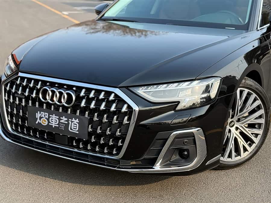 Audi A8 2022 imagen de coche #25