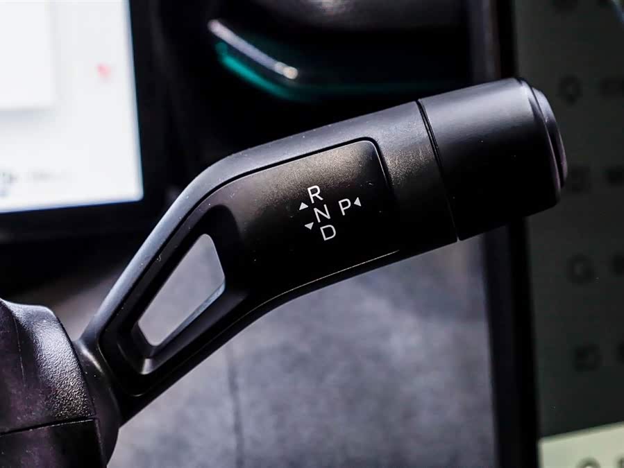 Lynk & Co 08 EM-P 2024 car image #25