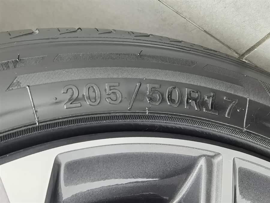 GEELY Emgrand 2023 car image #25