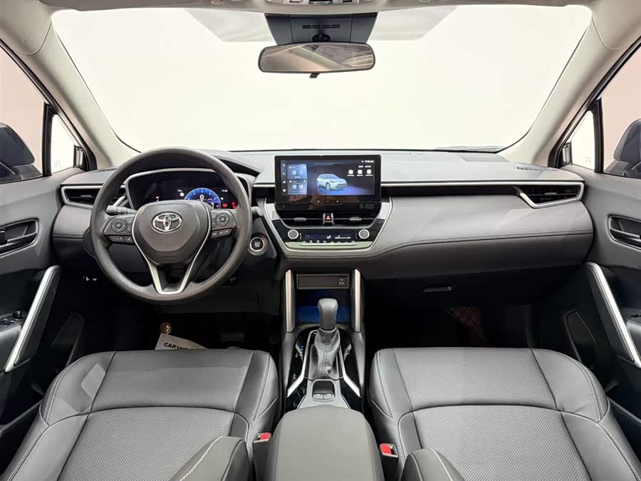 Toyota Frontlander 2025 car image #25