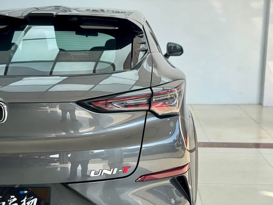 Changan UNI-T 2022 car image #25