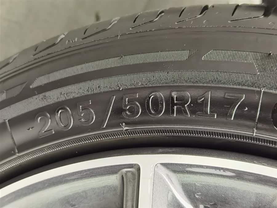 GEELY Emgrand 2023 car image #25