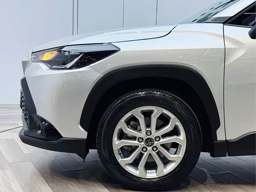 Toyota Frontlander 2024 car image #25