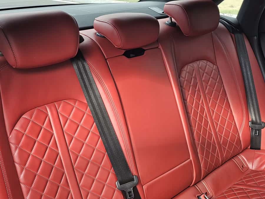 Audi S4 2019 imagem de carro #25