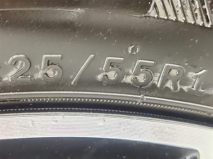 Forthing V9 2025 car image #25