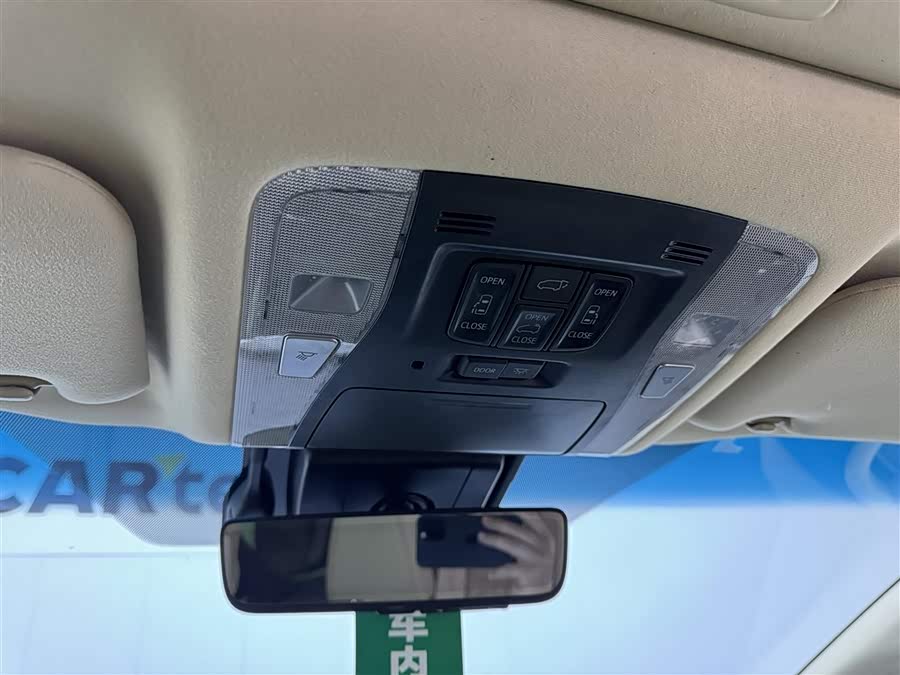 Toyota Alphard 2019 immagine di auto #25